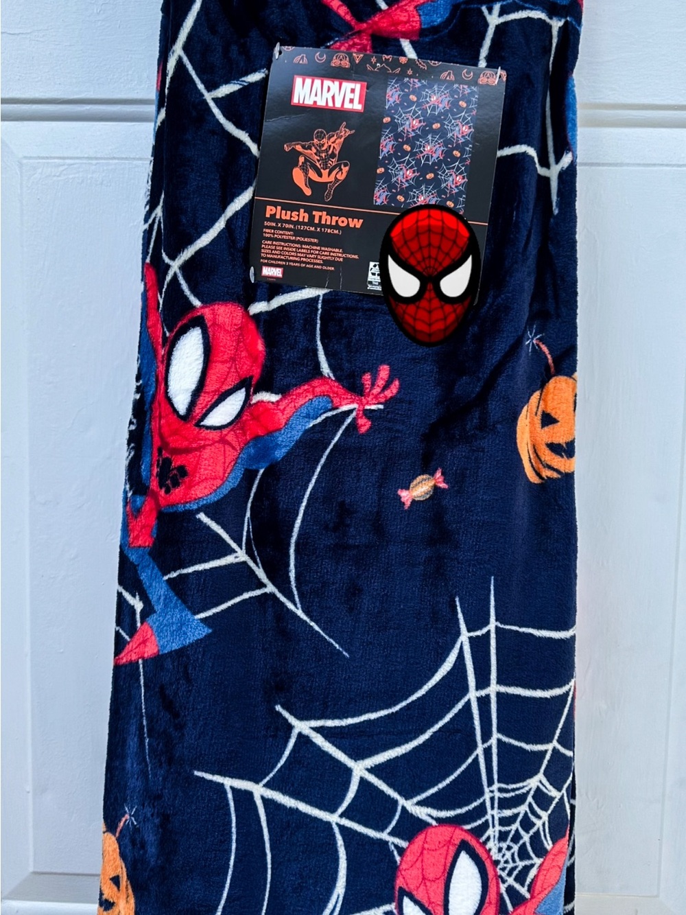 Viral Spiderman Halloween Blanket - Picture 1 of 1